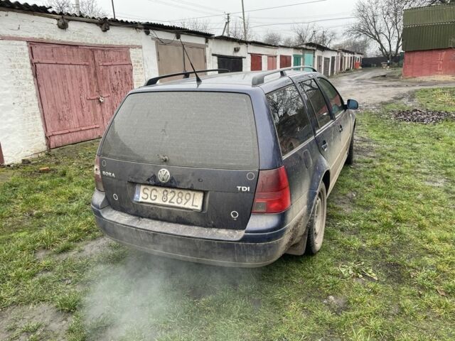 Синий Фольксваген Бора, объемом двигателя 0 л и пробегом 400 тыс. км за 1183 $, фото 2 на Automoto.ua