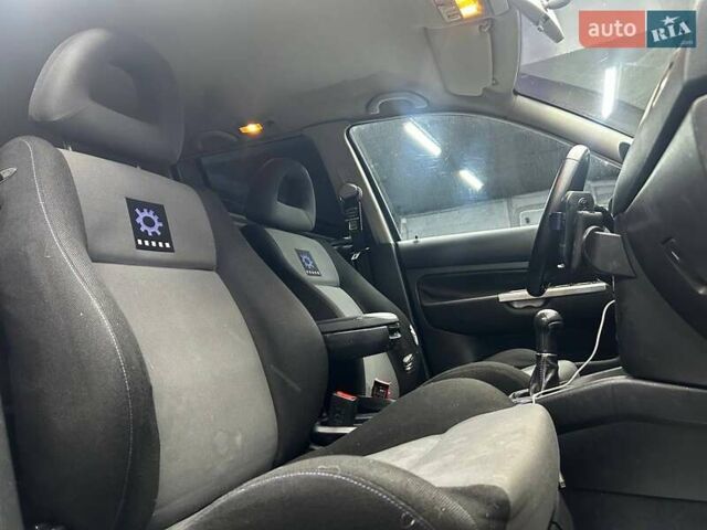 Синий Фольксваген Бора, объемом двигателя 1.9 л и пробегом 292 тыс. км за 4200 $, фото 16 на Automoto.ua