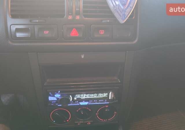 Синий Фольксваген Бора, объемом двигателя 1.9 л и пробегом 349 тыс. км за 4800 $, фото 9 на Automoto.ua