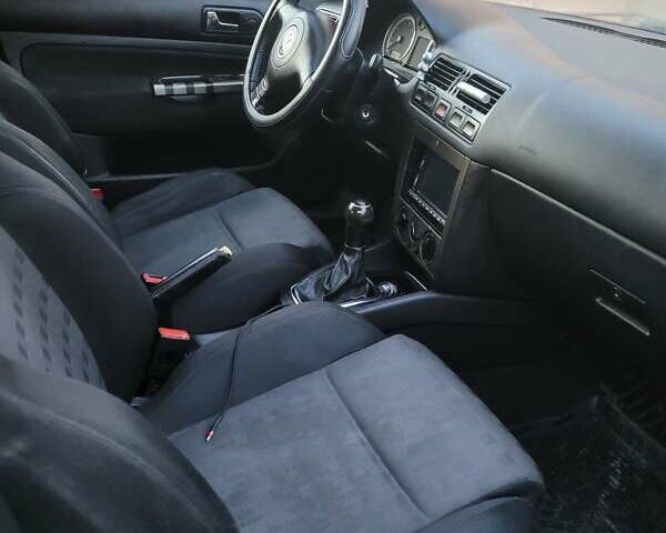 Фольксваген Бора 2001 у Остоге на Automoto.ua Синій Фольксваген Бора, об'ємом двигуна 1.6 л та пробігом 250 тис. км за 3400 $, фото 5 на Automoto.ua