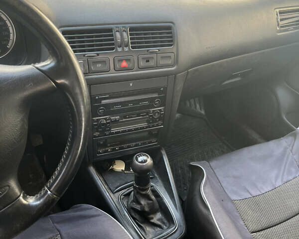 Синий Фольксваген Бора, объемом двигателя 1.6 л и пробегом 500 тыс. км за 4500 $, фото 5 на Automoto.ua