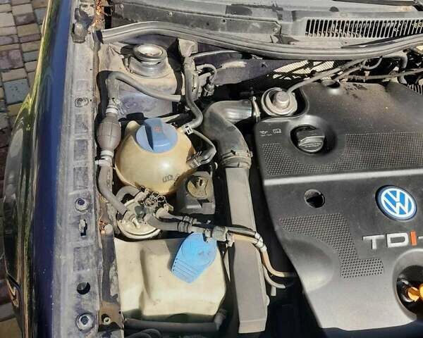 Синій Фольксваген Бора, об'ємом двигуна 1.9 л та пробігом 406 тис. км за 2100 $, фото 7 на Automoto.ua