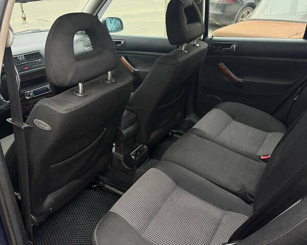 Синий Фольксваген Бора, объемом двигателя 1.9 л и пробегом 300 тыс. км за 1999 $, фото 7 на Automoto.ua