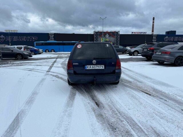 Синий Фольксваген Бора, объемом двигателя 1.9 л и пробегом 333 тыс. км за 2800 $, фото 5 на Automoto.ua