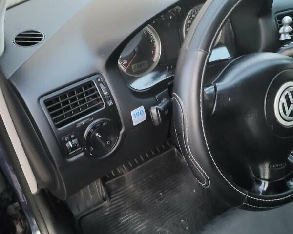 Фольксваген Бора 2001 у Остоге на Automoto.ua Синій Фольксваген Бора, об'ємом двигуна 1.6 л та пробігом 250 тис. км за 3400 $, фото 4 на Automoto.ua