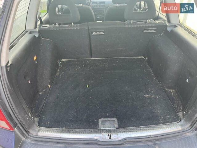 Синий Фольксваген Бора, объемом двигателя 1.6 л и пробегом 500 тыс. км за 4500 $, фото 4 на Automoto.ua