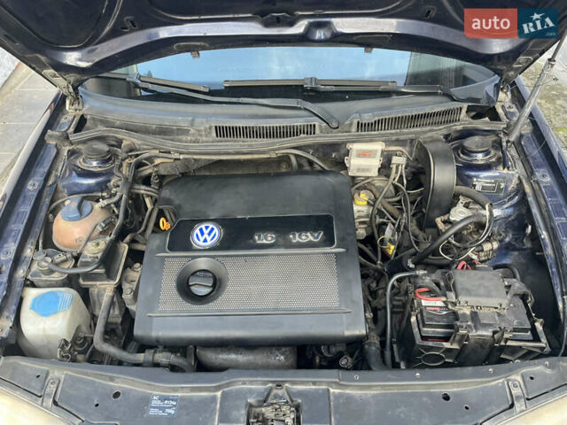 Синий Фольксваген Бора, объемом двигателя 1.6 л и пробегом 500 тыс. км за 4500 $, фото 3 на Automoto.ua