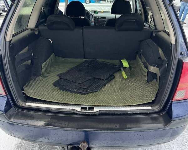 Синий Фольксваген Бора, объемом двигателя 1.9 л и пробегом 333 тыс. км за 2800 $, фото 8 на Automoto.ua