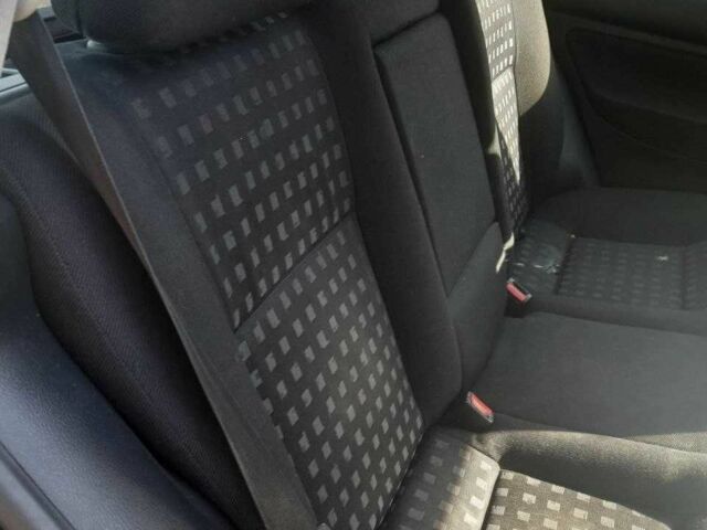 Синий Фольксваген Бора, объемом двигателя 1.9 л и пробегом 406 тыс. км за 2100 $, фото 11 на Automoto.ua