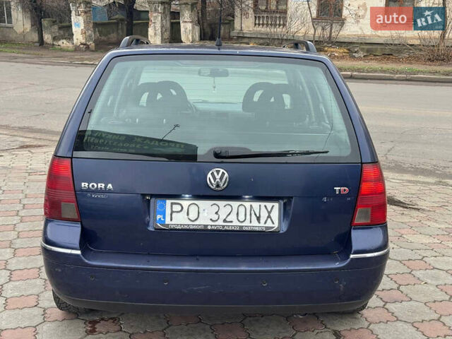 Синий Фольксваген Бора, объемом двигателя 1.9 л и пробегом 300 тыс. км за 1999 $, фото 4 на Automoto.ua