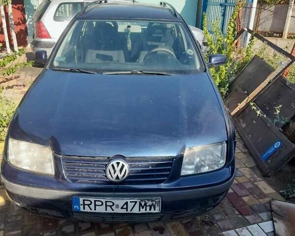 Синій Фольксваген Бора, об'ємом двигуна 1.9 л та пробігом 406 тис. км за 2100 $, фото 1 на Automoto.ua