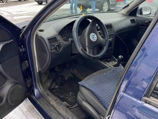 Синий Фольксваген Бора, объемом двигателя 1.9 л и пробегом 333 тыс. км за 2800 $, фото 10 на Automoto.ua