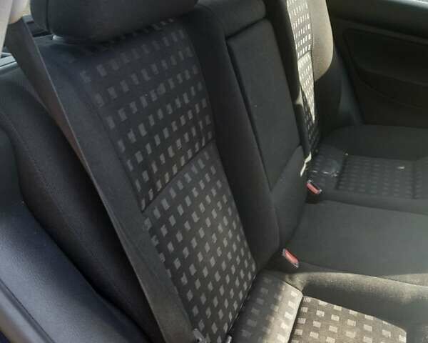 Синій Фольксваген Бора, об'ємом двигуна 1.9 л та пробігом 406 тис. км за 2100 $, фото 10 на Automoto.ua