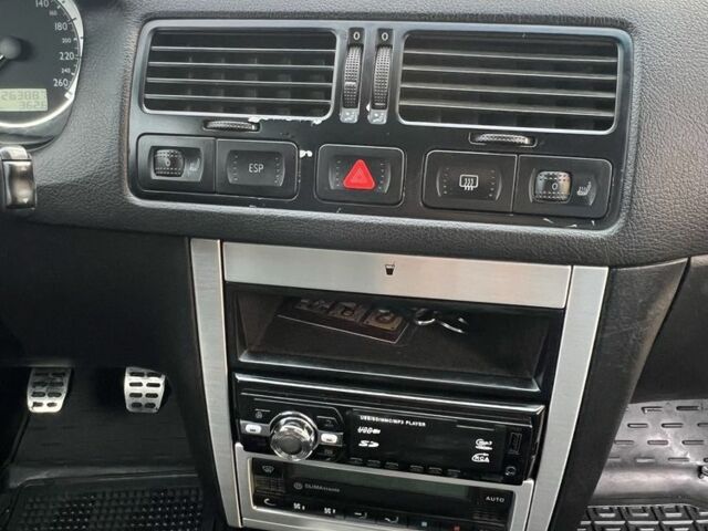 Синий Фольксваген Бора, объемом двигателя 1.6 л и пробегом 263 тыс. км за 3599 $, фото 17 на Automoto.ua