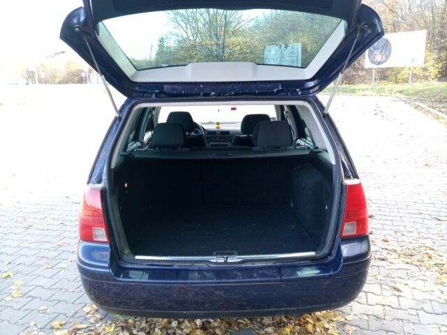 Синий Фольксваген Бора, объемом двигателя 0 л и пробегом 192 тыс. км за 4000 $, фото 4 на Automoto.ua