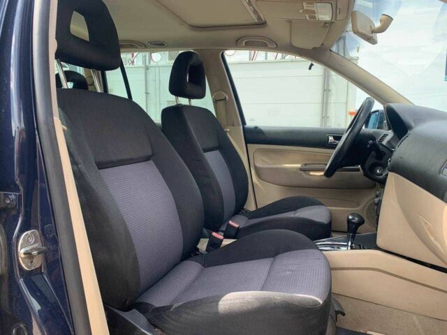 Синій Фольксваген Бора, об'ємом двигуна 0 л та пробігом 238 тис. км за 4490 $, фото 9 на Automoto.ua