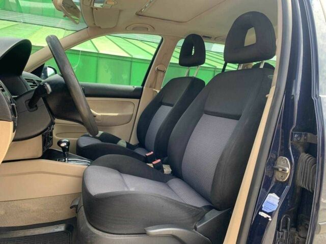 Синій Фольксваген Бора, об'ємом двигуна 0 л та пробігом 238 тис. км за 4490 $, фото 8 на Automoto.ua