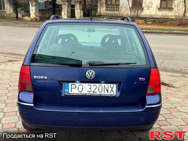 Синій Фольксваген Бора, об'ємом двигуна 1.9 л та пробігом 300 тис. км за 2299 $, фото 2 на Automoto.ua