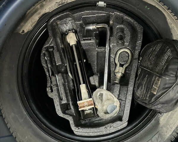 Синий Фольксваген Бора, объемом двигателя 1.6 л и пробегом 232 тыс. км за 4700 $, фото 21 на Automoto.ua