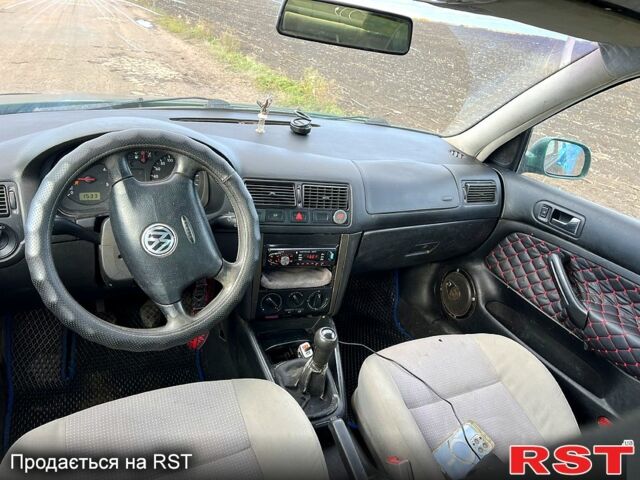 Фольксваген Бора 1998 у Малой Виске на Automoto.ua Зелений Фольксваген Бора, об'ємом двигуна 1.9 л та пробігом 296 тис. км за 4200 $, фото 8 на Automoto.ua