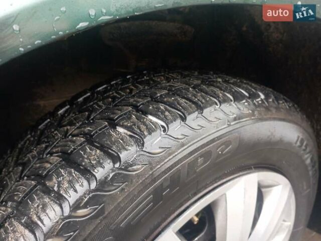 Зеленый Фольксваген Бора, объемом двигателя 1.6 л и пробегом 344 тыс. км за 2699 $, фото 8 на Automoto.ua