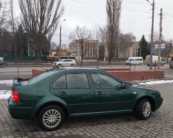 Зелений Фольксваген Бора, об'ємом двигуна 1.6 л та пробігом 118 тис. км за 4099 $, фото 4 на Automoto.ua