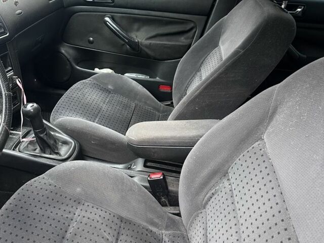 Зелений Фольксваген Бора, об'ємом двигуна 0 л та пробігом 250 тис. км за 2500 $, фото 11 на Automoto.ua