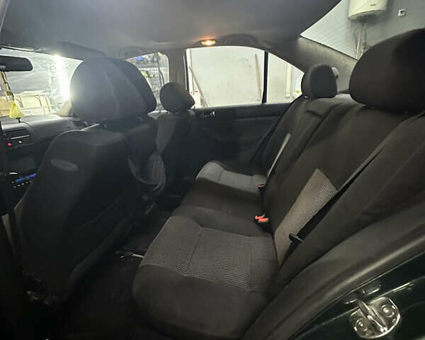 Зеленый Фольксваген Бора, объемом двигателя 1.6 л и пробегом 340 тыс. км за 2650 $, фото 15 на Automoto.ua