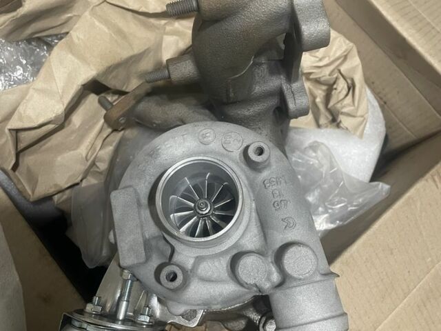 Зелений Фольксваген Бора, об'ємом двигуна 1.9 л та пробігом 380 тис. км за 4500 $, фото 7 на Automoto.ua