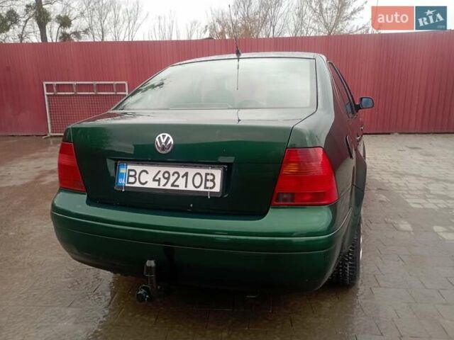 Зеленый Фольксваген Бора, объемом двигателя 1.6 л и пробегом 344 тыс. км за 2699 $, фото 3 на Automoto.ua