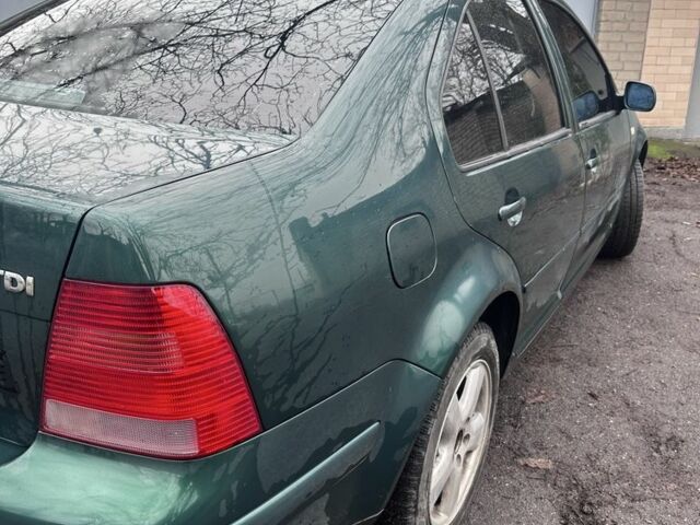 Зелений Фольксваген Бора, об'ємом двигуна 0 л та пробігом 250 тис. км за 2500 $, фото 6 на Automoto.ua