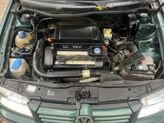 Зеленый Фольксваген Бора, объемом двигателя 1.4 л и пробегом 265 тыс. км за 2900 $, фото 7 на Automoto.ua