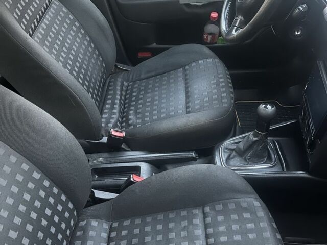 Зеленый Фольксваген Бора, объемом двигателя 1.4 л и пробегом 265 тыс. км за 2900 $, фото 6 на Automoto.ua