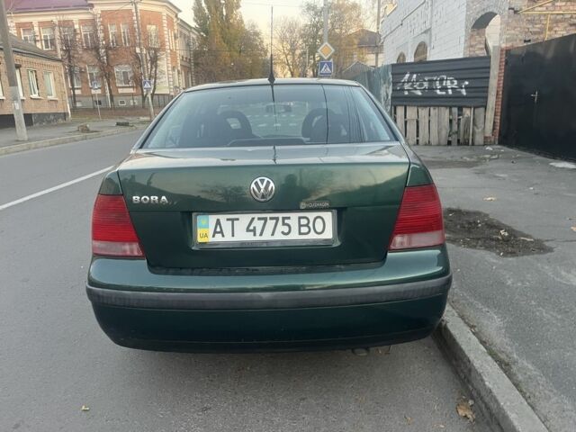 Зеленый Фольксваген Бора, объемом двигателя 1.4 л и пробегом 265 тыс. км за 2900 $, фото 3 на Automoto.ua