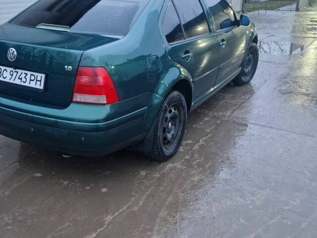 Зеленый Фольксваген Бора, объемом двигателя 1.6 л и пробегом 274 тыс. км за 3000 $, фото 2 на Automoto.ua