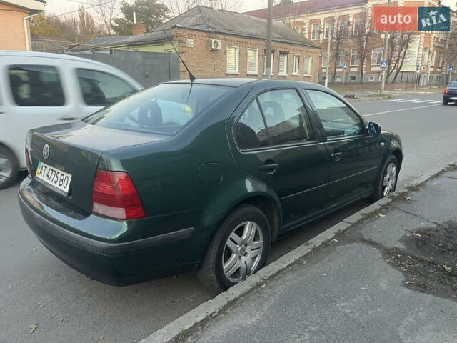 Зеленый Фольксваген Бора, объемом двигателя 1.39 л и пробегом 265 тыс. км за 2900 $, фото 1 на Automoto.ua