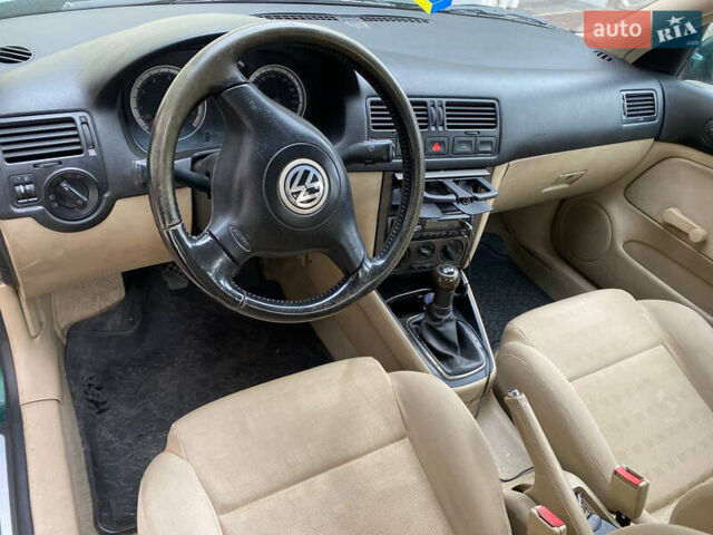 Зелений Фольксваген Бора, об'ємом двигуна 1.62 л та пробігом 300 тис. км за 3500 $, фото 8 на Automoto.ua