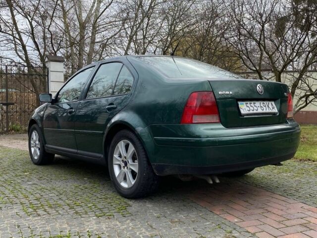 Зеленый Фольксваген Бора, объемом двигателя 1.6 л и пробегом 300 тыс. км за 3500 $, фото 5 на Automoto.ua