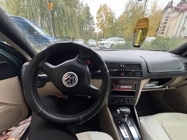 Зелений Фольксваген Бора, об'ємом двигуна 2 л та пробігом 290 тис. км за 2900 $, фото 4 на Automoto.ua