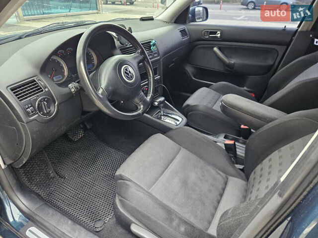 Зеленый Фольксваген Бора, объемом двигателя 1.6 л и пробегом 283 тыс. км за 4200 $, фото 5 на Automoto.ua