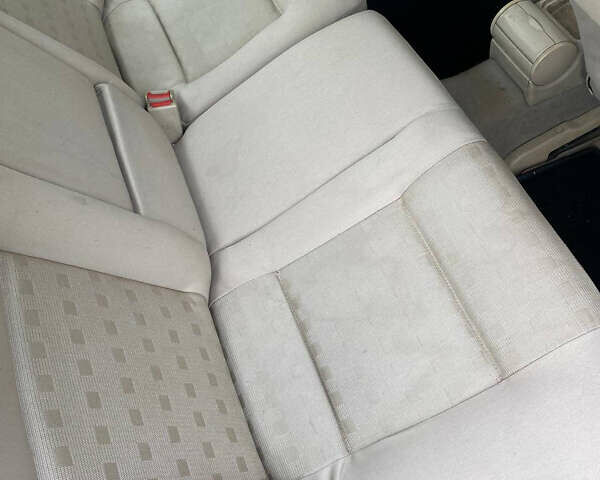 Зелений Фольксваген Бора, об'ємом двигуна 1.62 л та пробігом 300 тис. км за 3500 $, фото 10 на Automoto.ua