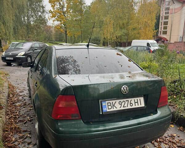 Фольксваген Бора 2001 у Рівному на Automoto.ua Зелений Фольксваген Бора, об'ємом двигуна 1.98 л та пробігом 230 тис. км за 2900 $, фото 3 на Automoto.ua