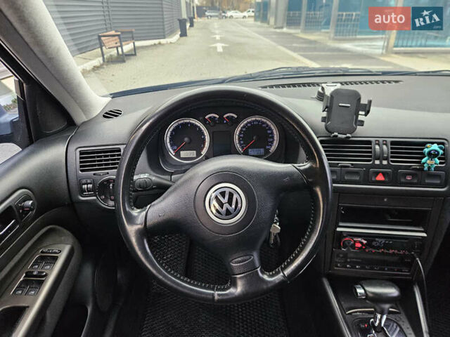 Зеленый Фольксваген Бора, объемом двигателя 1.6 л и пробегом 283 тыс. км за 4200 $, фото 11 на Automoto.ua