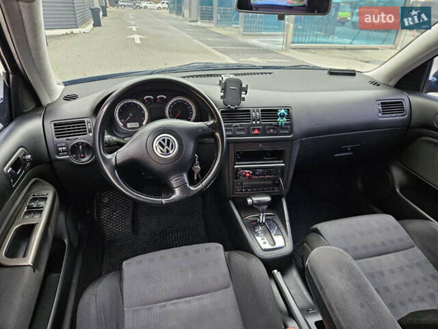 Зеленый Фольксваген Бора, объемом двигателя 1.6 л и пробегом 283 тыс. км за 4200 $, фото 12 на Automoto.ua