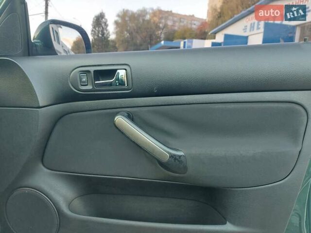 Зеленый Фольксваген Бора, объемом двигателя 1.6 л и пробегом 352 тыс. км за 4000 $, фото 19 на Automoto.ua