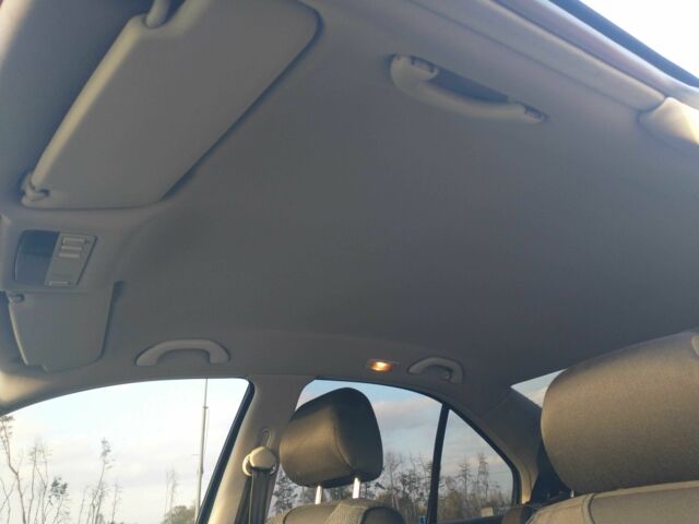 Фольксваген Бора 2003 у Харкові на Automoto.ua Зелений Фольксваген Бора, об'ємом двигуна 1.6 л та пробігом 300 тис. км за 3800 $, фото 7 на Automoto.ua