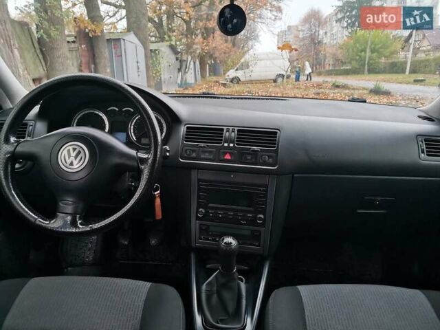 Зеленый Фольксваген Бора, объемом двигателя 1.6 л и пробегом 251 тыс. км за 5200 $, фото 8 на Automoto.ua