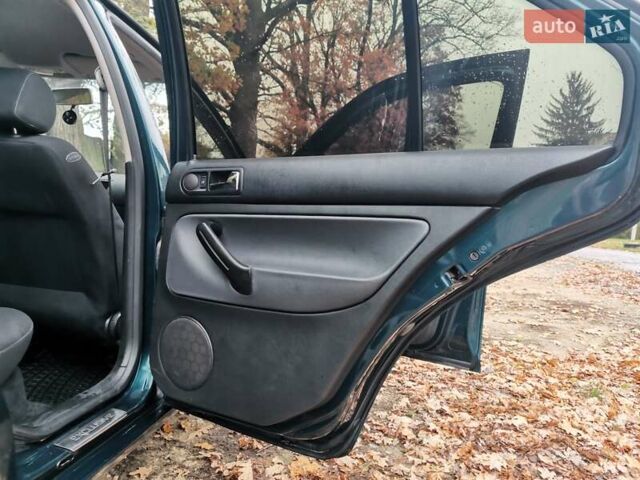 Зеленый Фольксваген Бора, объемом двигателя 1.6 л и пробегом 251 тыс. км за 5200 $, фото 15 на Automoto.ua