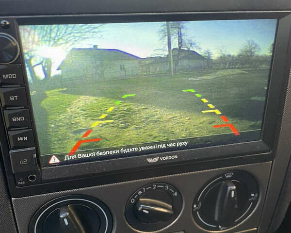 Зеленый Фольксваген Бора, объемом двигателя 1.6 л и пробегом 170 тыс. км за 5400 $, фото 16 на Automoto.ua