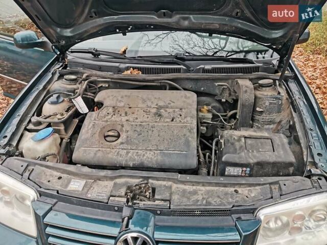 Зеленый Фольксваген Бора, объемом двигателя 1.6 л и пробегом 251 тыс. км за 5200 $, фото 22 на Automoto.ua